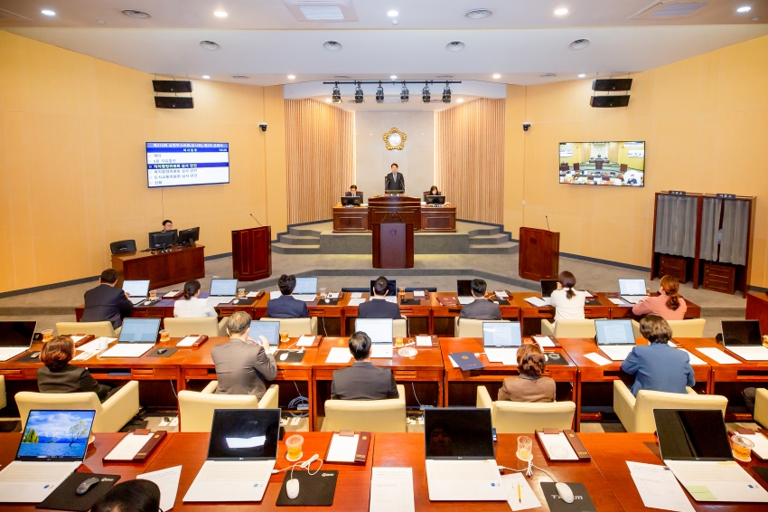 2025. 10. 28. 제315회 남양주시의회 임시회 [제3차 본회의]_7