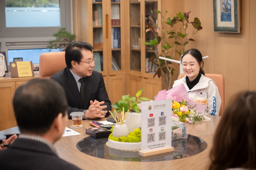 2025 하얼빈 동계 아시안게임 금메달 리스트 김채연 선수 격려 _8