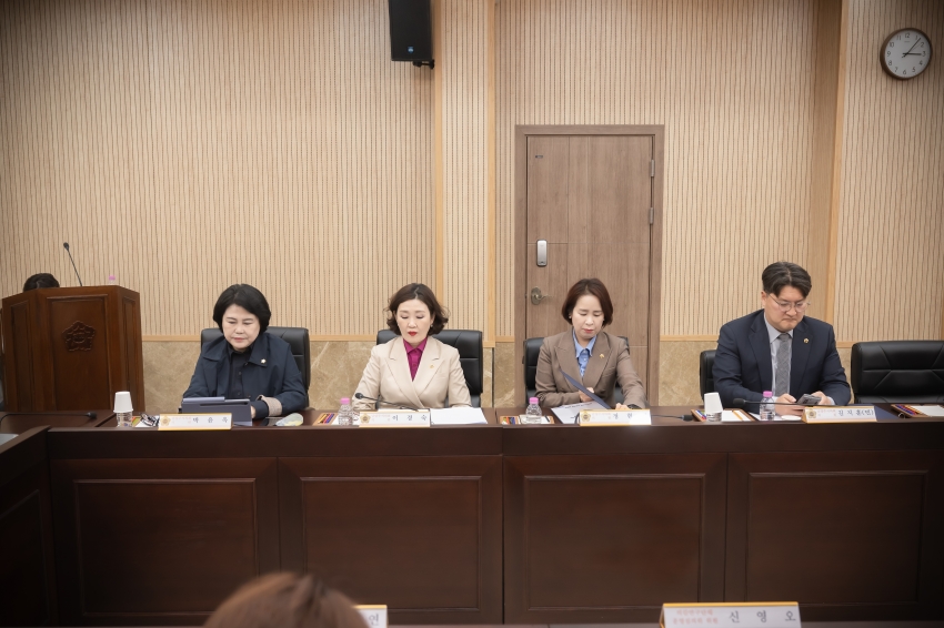2025. 4. 14. 2025년도 남양주시의회 연구단체 운영심의위원회 개최_10