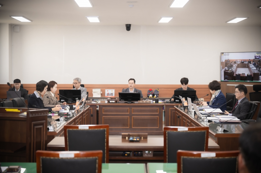 2025. 4. 15.~18. 제311회 남양주시의회 임시회 제1-4차 자치행정위원회_0