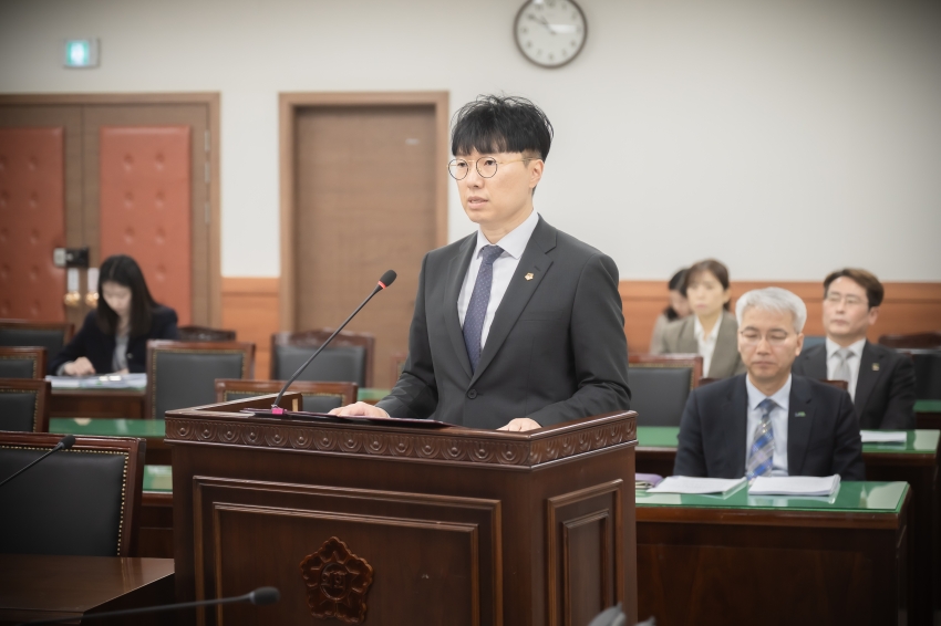 2025. 4. 15.~18. 제311회 남양주시의회 임시회 제1-4차 자치행정위원회_5