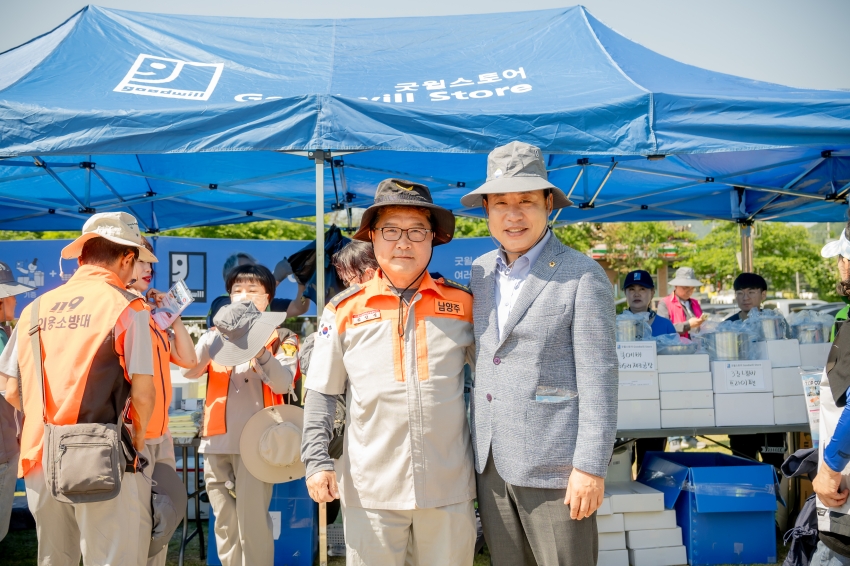 2025. 6. 4. 제30회 환경의 날 기념-민관군 합동 북한강 정화활동행사_6