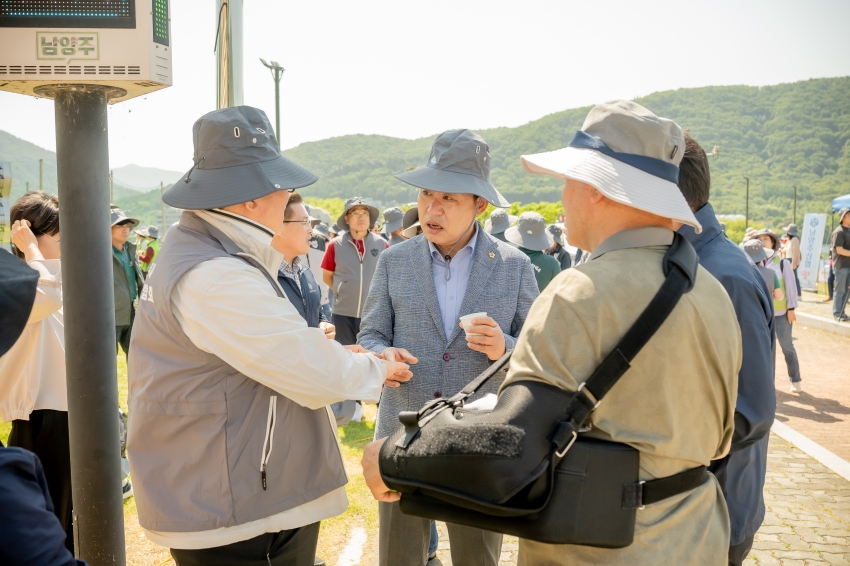 2025. 6. 4. 제30회 환경의 날 기념-민관군 합동 북한강 정화활동행사_14