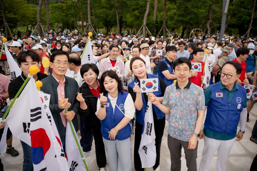 2025. 8. 15. 평화통일기원 시민 걷기대회_106