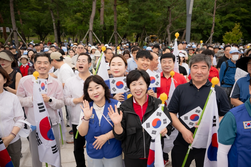 2025. 8. 15. 평화통일기원 시민 걷기대회_110