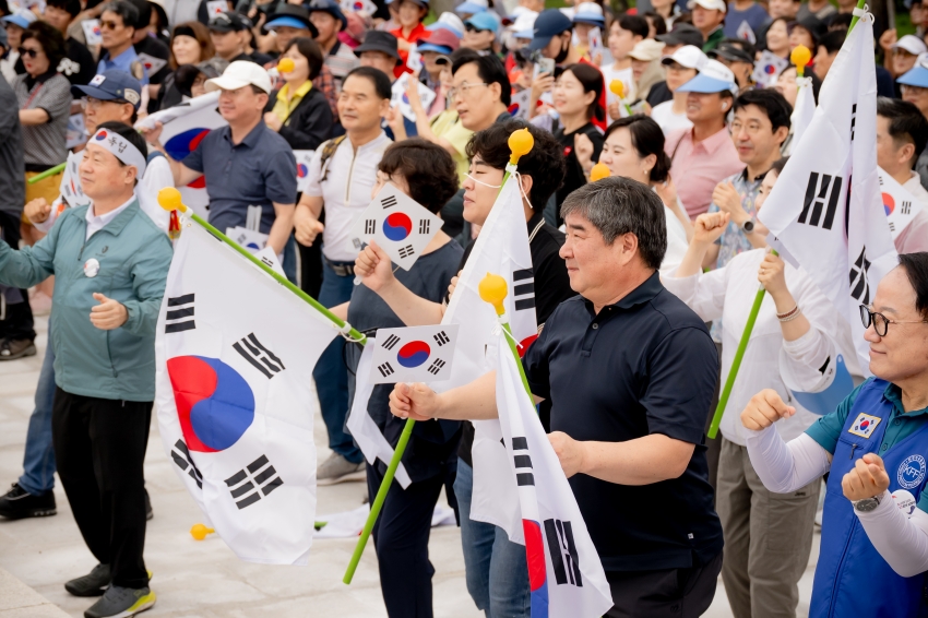 2025. 8. 15. 평화통일기원 시민 걷기대회_119