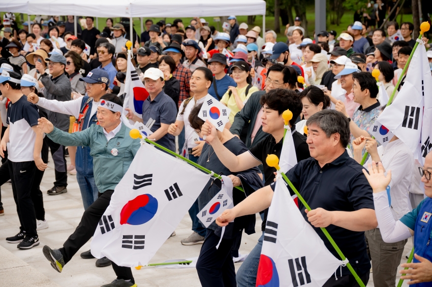 2025. 8. 15. 평화통일기원 시민 걷기대회_120