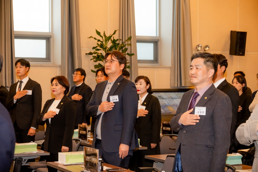 2025. 11. 14. 경기동부권시군의회 제12회 의정활동 우수의원 및 시상식_43