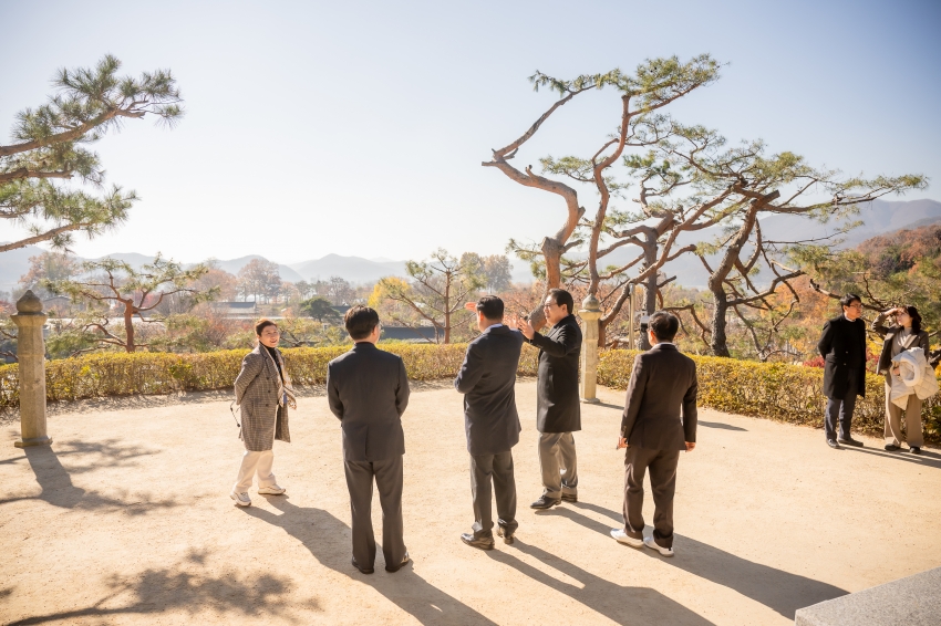 2025. 11. 14. 경기동부권시군의회 제12회 의정활동 우수의원 및 시상식_177