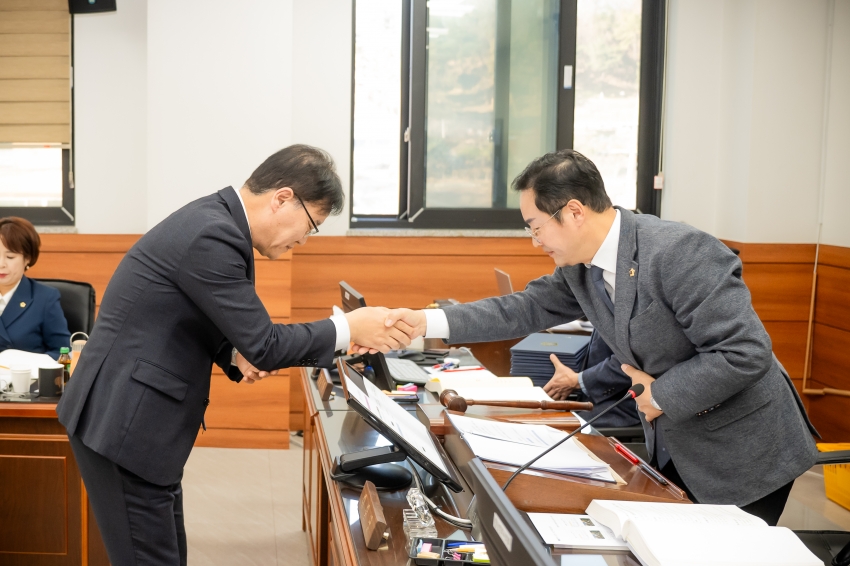 2025. 11. 28. 제316회 남양주시의회 정례회 [자치행정 위원회 행정사무감사 5일차]_12