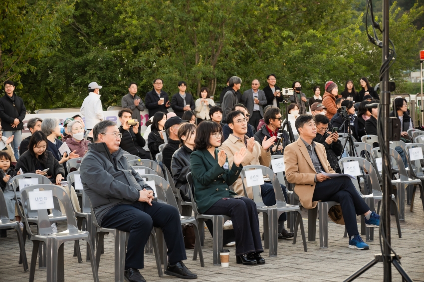 2026. 10. 22. 다산수변공원 카페휘게 1주년 기념 가을밤 힐링콘서트_6
